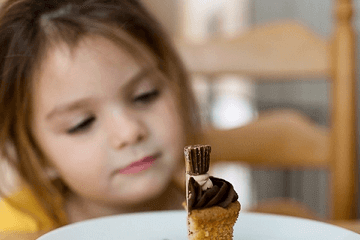 神仙老板，新劇殺青后原地放假30天、白百何名字打分，解析