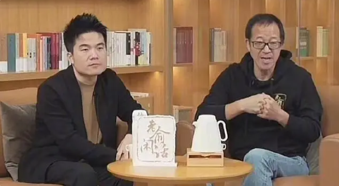 最新：董宇輝俞敏洪同臺(tái)直播，俞敏洪名字打分，解析