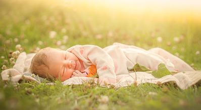 屬兔男孩名字可以用銘嗎?當然可以