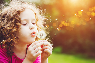 女孩取名:有詩(shī)意缺火女孩名字,真的超好聽(tīng)!