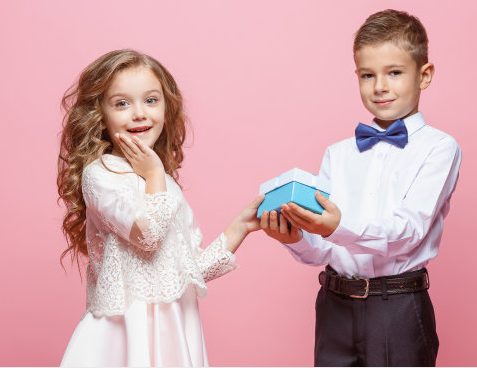 寶寶起名丨寓意春天生機勃勃的女孩名字,真是令人稱贊!