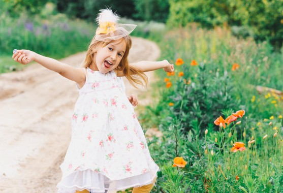 女孩取名丨簡單不俗氣的女孩名字,一生富貴、靈氣充沛的名字