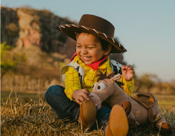 姓沈男孩名字好聽時尚，盡顯內涵