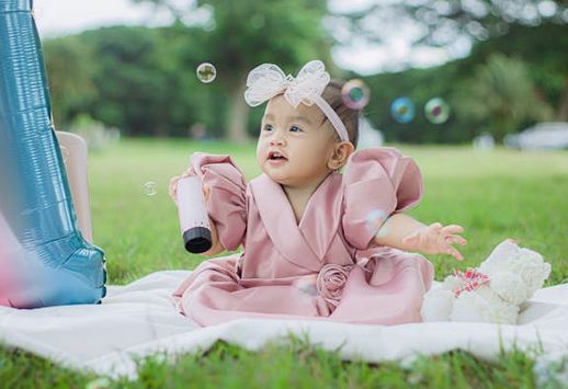 姓王的女孩名字洋氣的，名字網(wǎng)老師推薦這些好名字